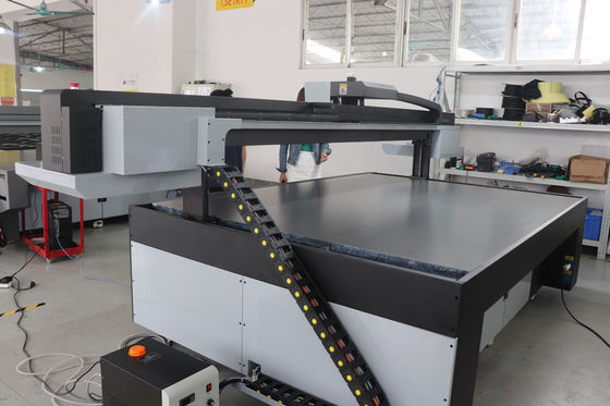 Stampa UV a LED a letto piatto a getto d'inchiostro