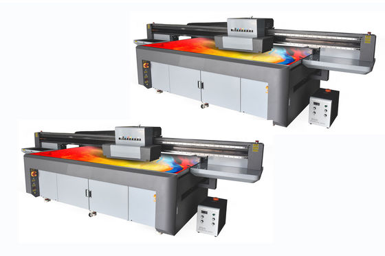 Stampa ad alta risoluzione di grande formato con ugello Ricoh G5/G6 e 2 teste di stampa Risoluzione massima di stampa 1440 x 2880 Dpi