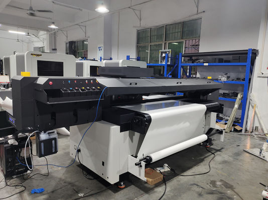 2.5m Grande formato CMYK Bianco Stampa a rotolo UV Risoluzione 1440DPI