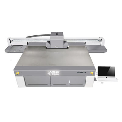 Una competitiva stampante UV a letto piatto con risoluzione massima di stampa 1440 x 2880 Dpi e capacità di cartuccia di inchiostro fino a 700 ml